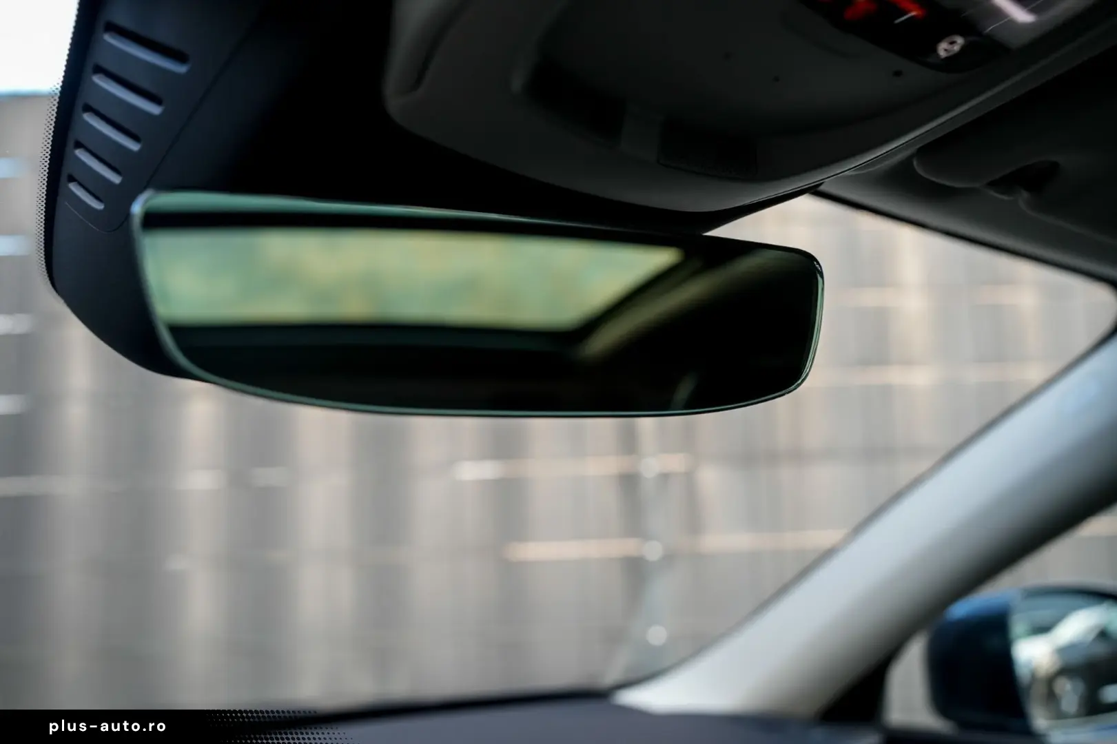 VOLVO XC60 T6 Ultra Bright R. 360  PANO HUD STDHZG