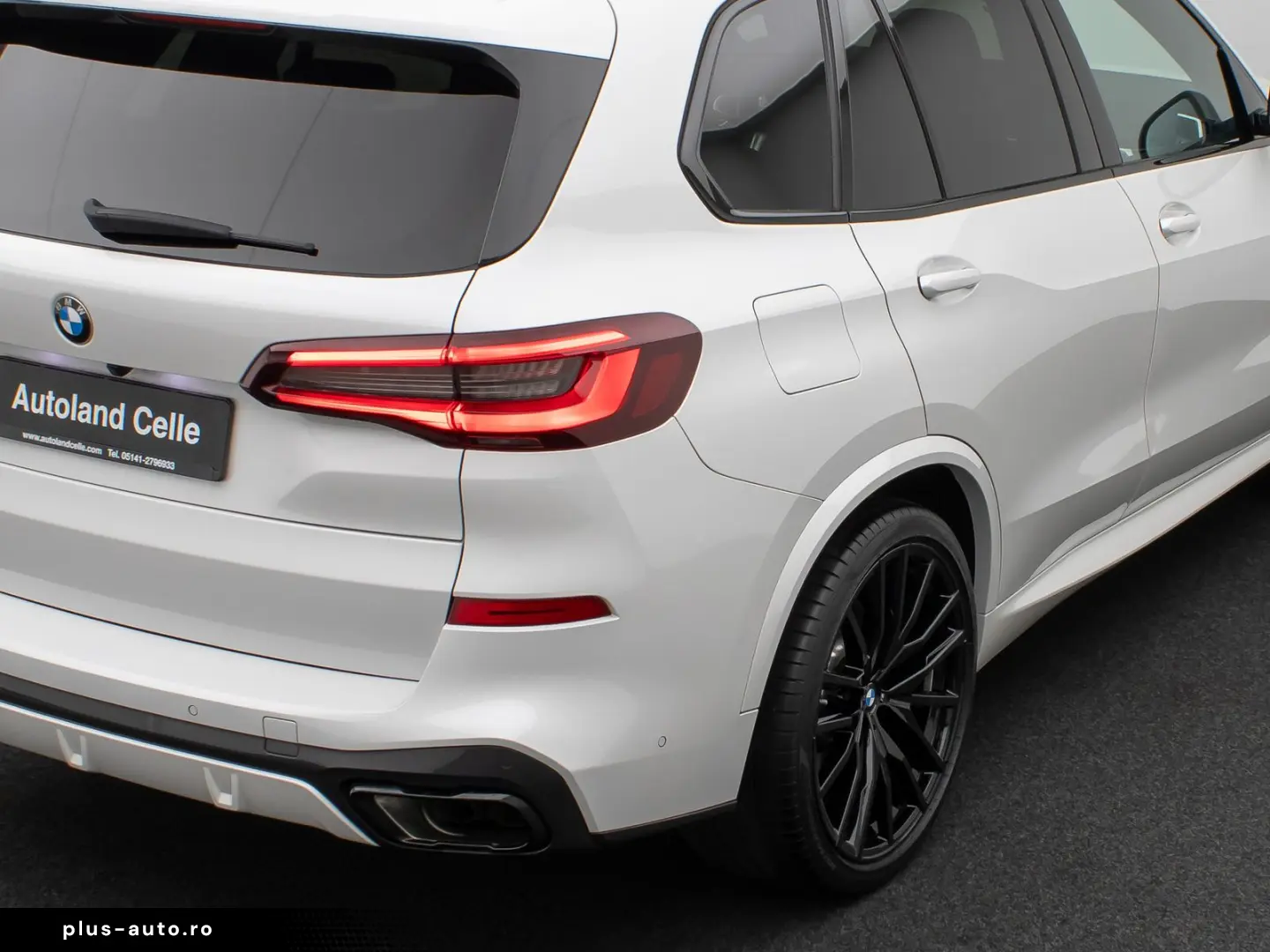 BMW X5 M 2023 — imagine 15