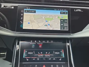AUDI SQ8 TFSI quattro Navi Matrix Alu AHK DVD B&O HUD