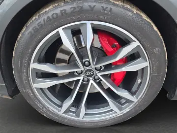 AUDI SQ8 TFSI quattro Navi Matrix Alu AHK DVD B&O HUD