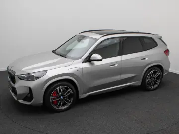 BMW X1 xD30e MSport 360 H K Panorama AHK HUD DAB 19