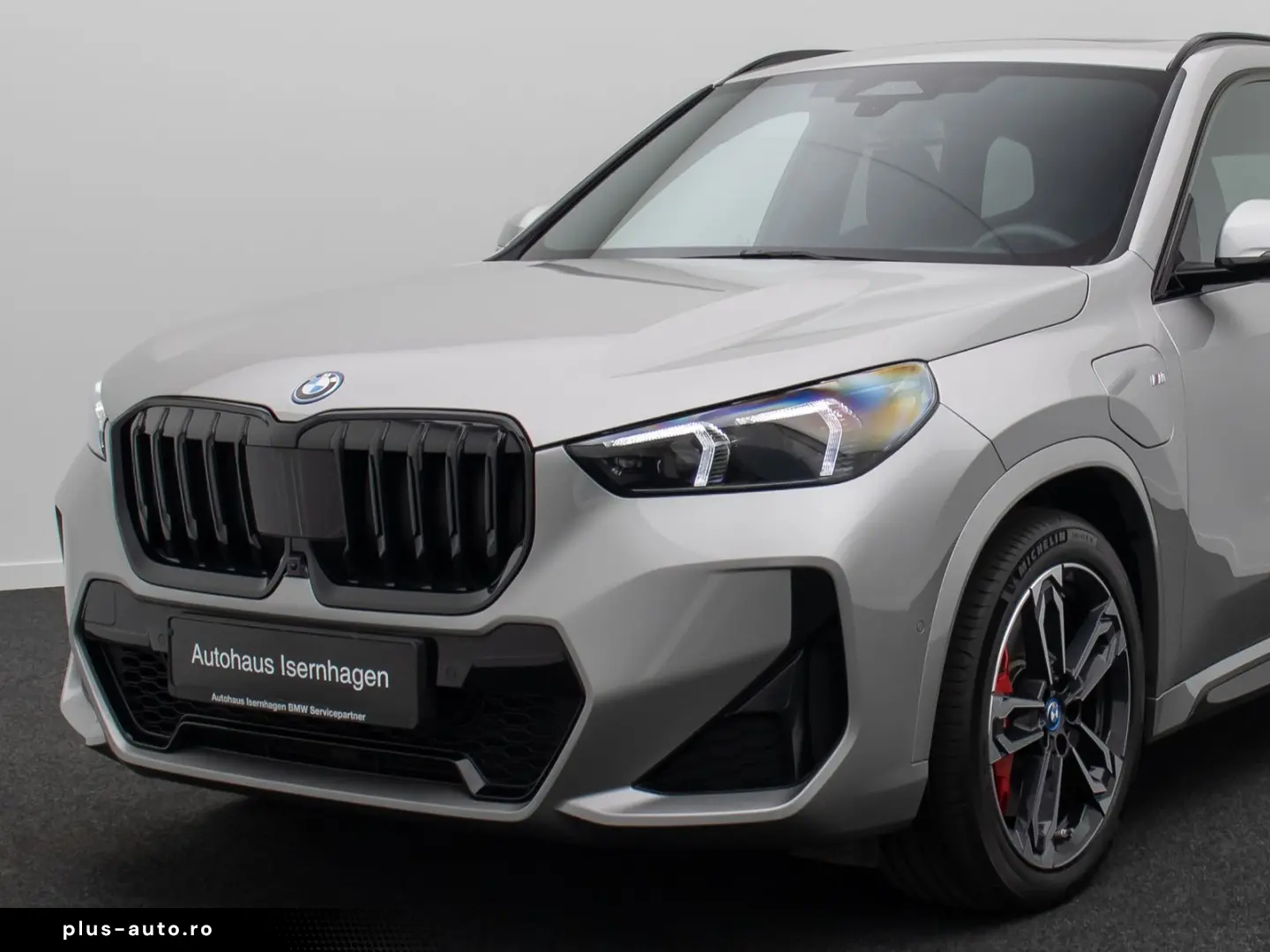 BMW X1 xD30e MSport 360 H K Panorama AHK HUD DAB 19