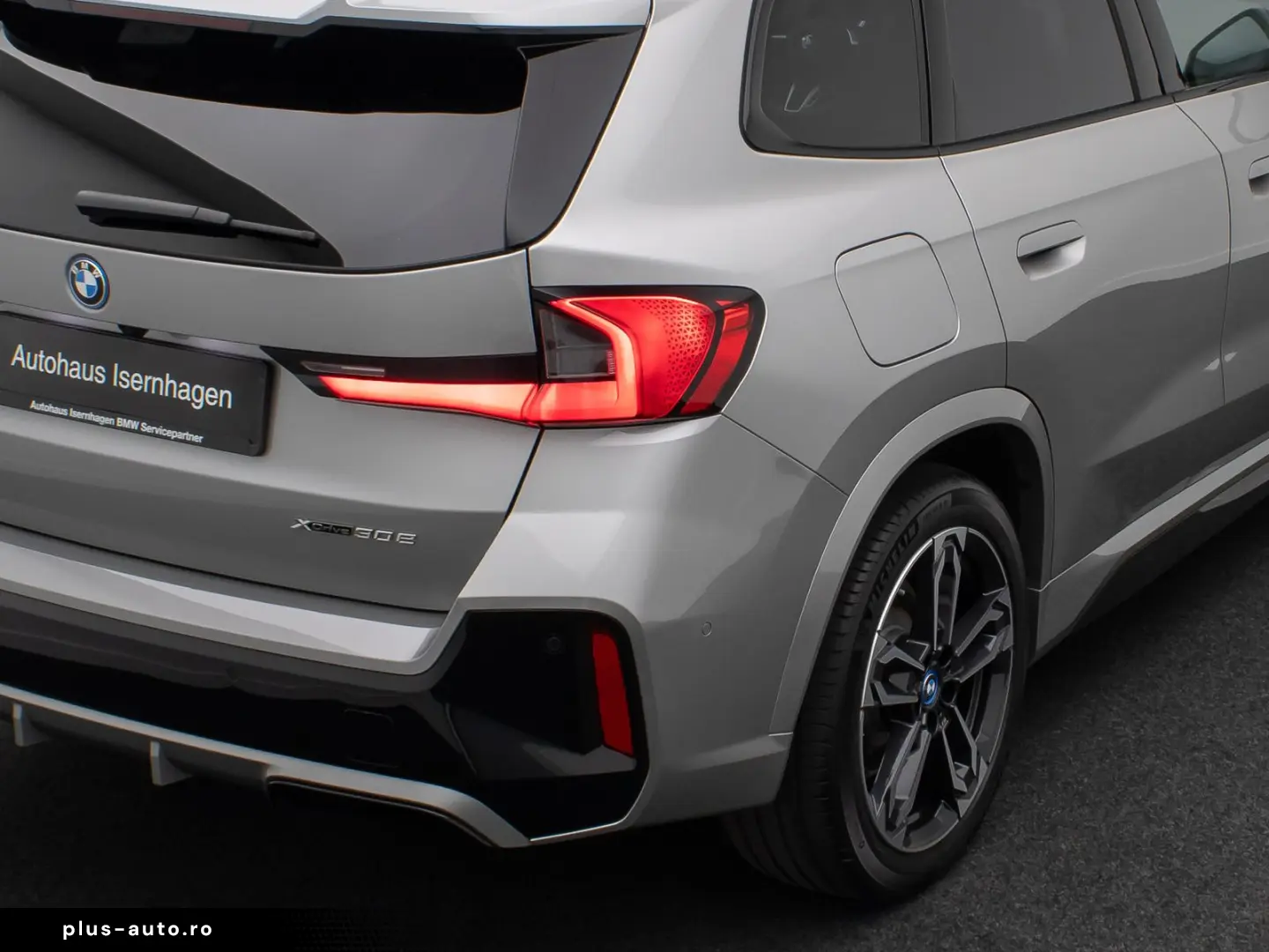 BMW X1 xD30e MSport 360 H K Panorama AHK HUD DAB 19