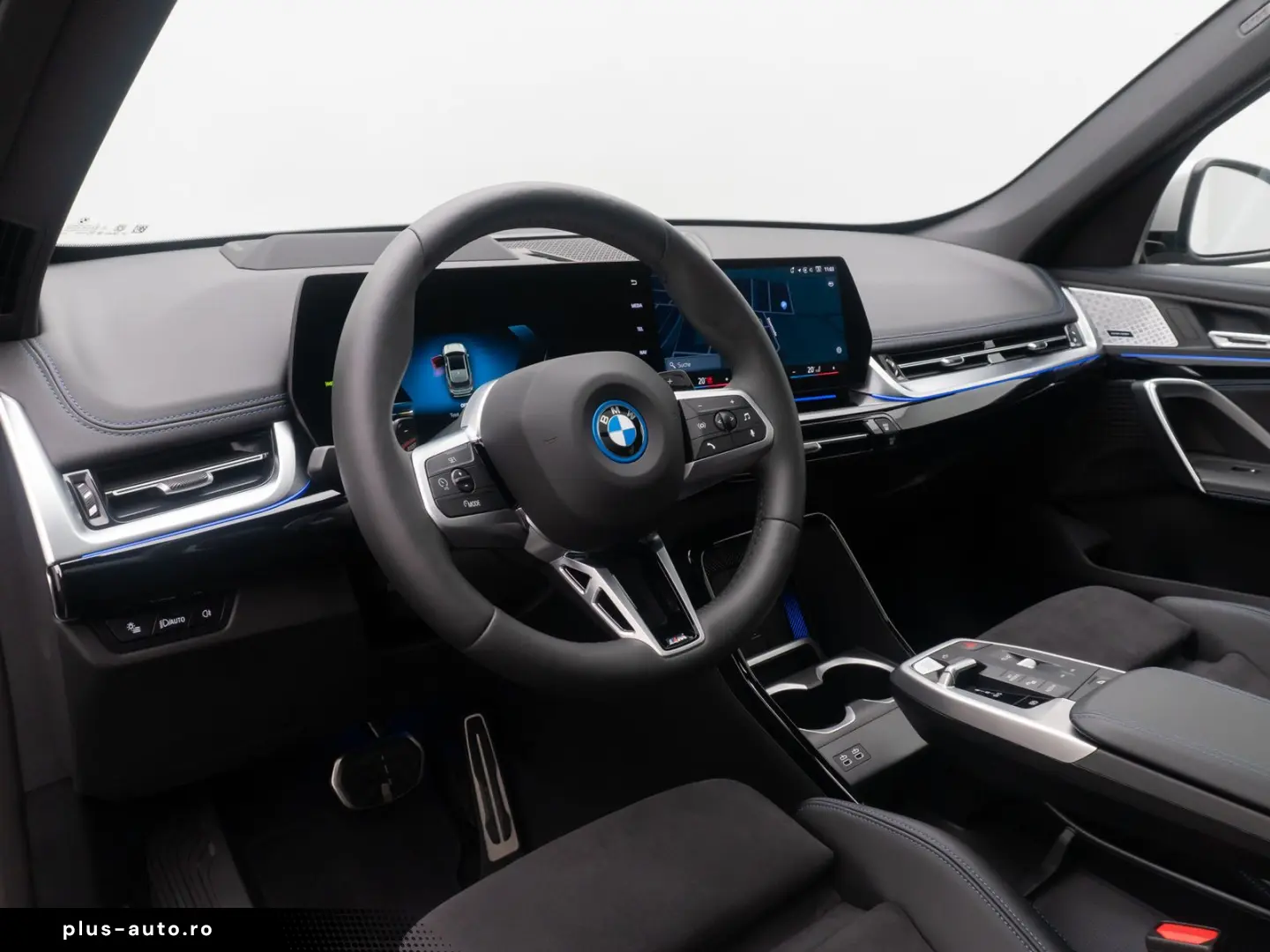 BMW X1 xD30e MSport 360 H K Panorama AHK HUD DAB 19