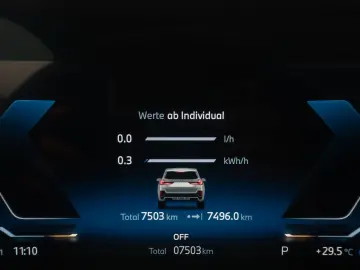 BMW X1 xD30e MSport 360 H K Panorama AHK HUD DAB 19
