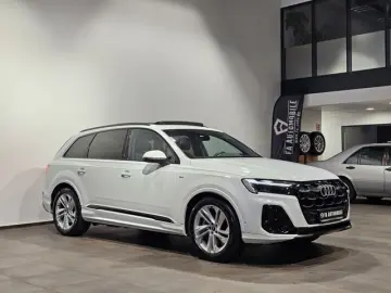 AUDI Q7 55 TFSI e S Line Black Pano Hud Matrix AHK 20