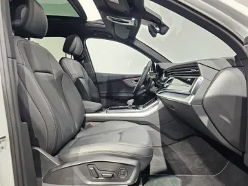 AUDI Q7 55 TFSI e S Line Black Pano Hud Matrix AHK 20