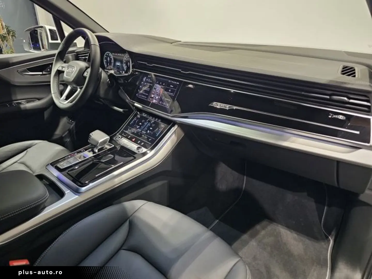 AUDI Q7 55 TFSI e S Line Black Pano Hud Matrix AHK 20