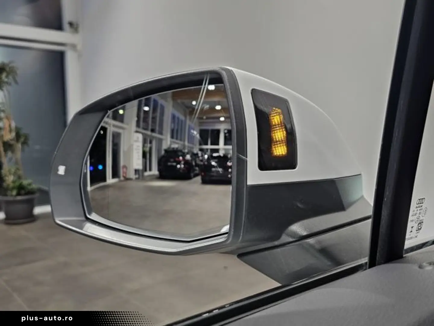 AUDI Q7 55 TFSI e S Line Black Pano Hud Matrix AHK 20