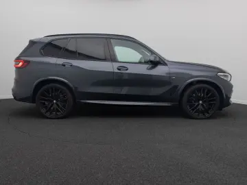 BMW X5 xD30d M Sport 360  HUD SoftCl Panorama 22Zoll