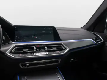 BMW X5 xD30d M Sport 360  HUD SoftCl Panorama 22Zoll