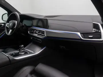 BMW X5 xD30d M Sport 360  HUD SoftCl Panorama 22Zoll