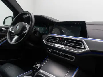 BMW X5 xD30d M Sport 360  HUD SoftCl Panorama 22Zoll