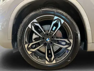 BMW X1 xDrive 30e M SPORT 19''LC PRO