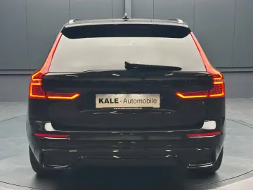 VOLVO XC60 Plus Black Edition Recharge Plug-In Hybrid