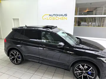 VW Tiguan R 4Motion BlackStyle Akrapovic Pano Leder