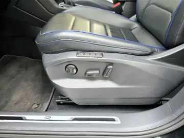 VW Tiguan R 4Motion BlackStyle Akrapovic Pano Leder