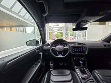 VW Tiguan R 4Motion BlackStyle Akrapovic Pano Leder
