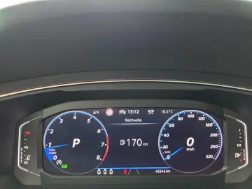 VW Tiguan R 4Motion BlackStyle Akrapovic Pano Leder