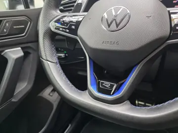 VW Tiguan R 4Motion BlackStyle Akrapovic Pano Leder