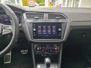 VW Tiguan R 4Motion BlackStyle Akrapovic Pano Leder