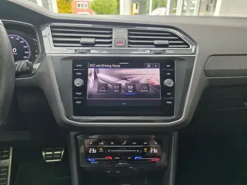 VW Tiguan R 4Motion BlackStyle Akrapovic Pano Leder