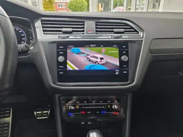 VW Tiguan R 4Motion BlackStyle Akrapovic Pano Leder