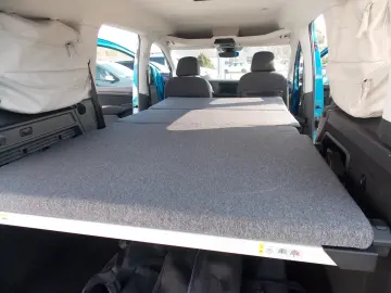 VW Caddy California Camper