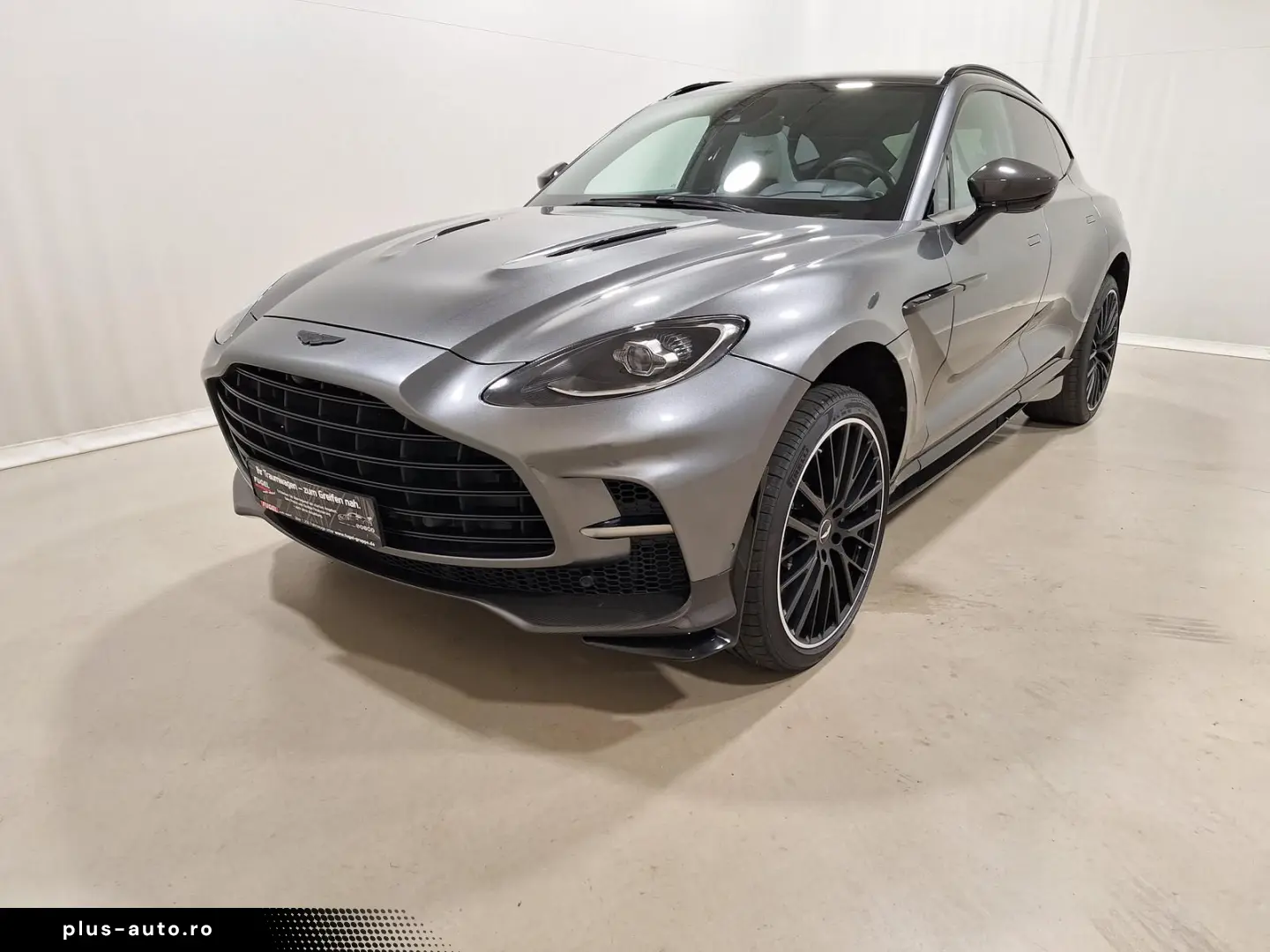 ASTON MARTIN DBX 707 Carbon Keramik Navi AHK  UPE 310.800 -