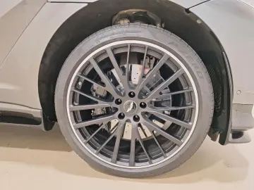ASTON MARTIN DBX 707 Carbon Keramik Navi AHK  UPE 310.800 -