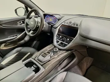 ASTON MARTIN DBX 707 Carbon Keramik Navi AHK  UPE 310.800 -