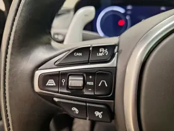ASTON MARTIN DBX 707 Carbon Keramik Navi AHK  UPE 310.800 -