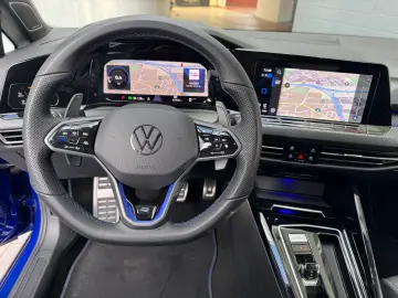 VW Golf R 2.0 TSI 4MOTION Performance-Vmax270-Leder