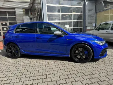 VW Golf R 2.0 TSI 4MOTION Performance-Vmax270-Leder