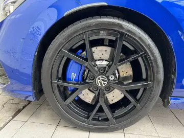 VW Golf R 2.0 TSI 4MOTION Performance-Vmax270-Leder