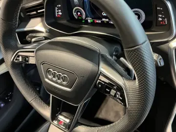 AUDI A6 55 e 2x S Line Black Pano Matrix Kamera 19&a…