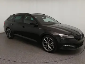 SKODA Superb Combi Sportline 2.0 TSI 140kW 7-Gang Auto