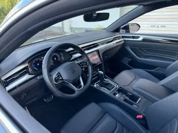 VW Arteon Shooting Brake R-Line 4Motion