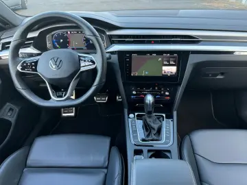VW Arteon Shooting Brake R-Line 4Motion