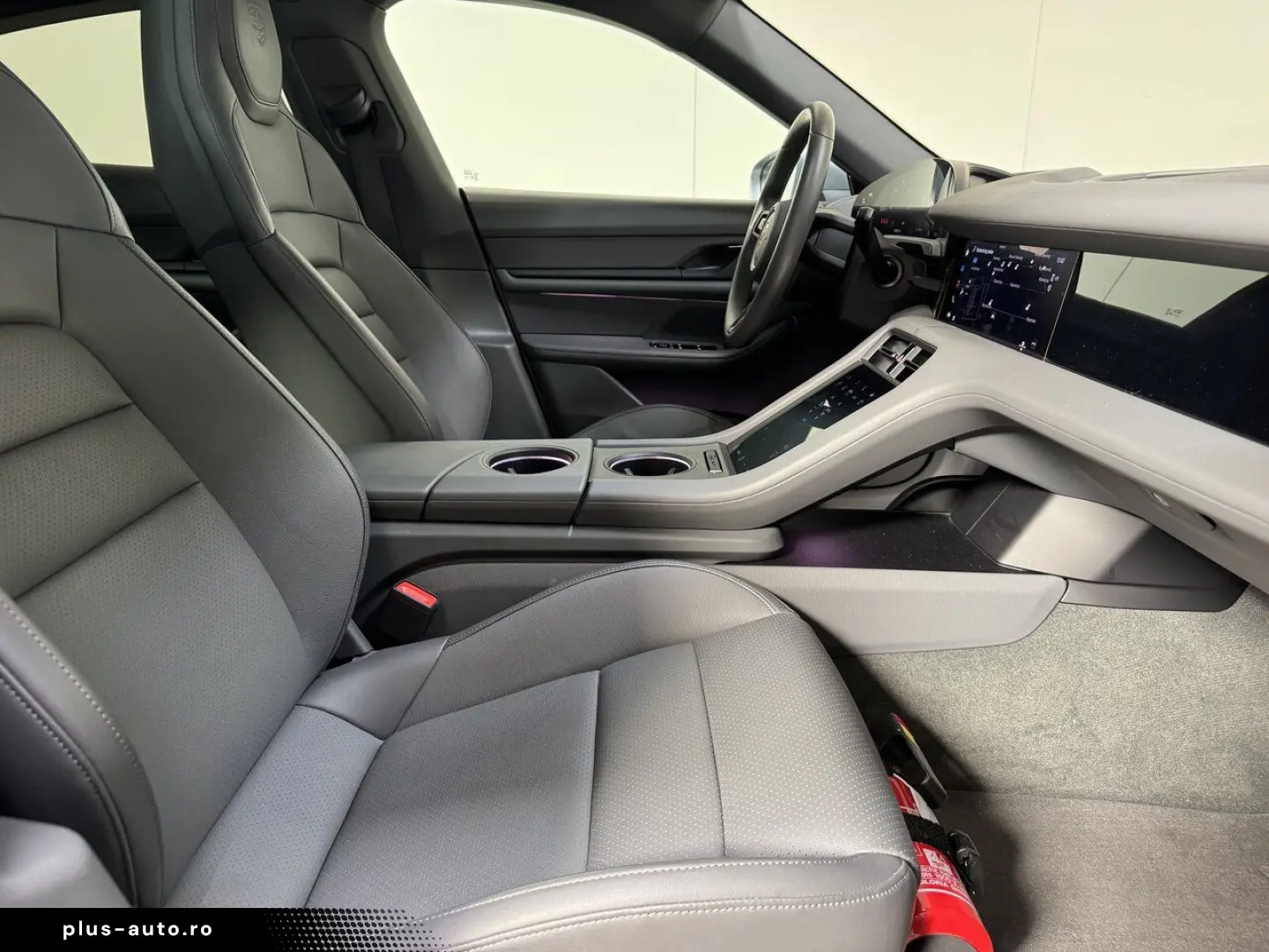 PORSCHE Taycan 79 kWh - Pano - 400 KM Range! 31 000KM! N