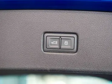 AUDI SQ5 Sportback 3.0 TDI quattro MATRIX Pano HUD