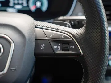 AUDI SQ5 Sportback 3.0 TDI quattro MATRIX Pano HUD