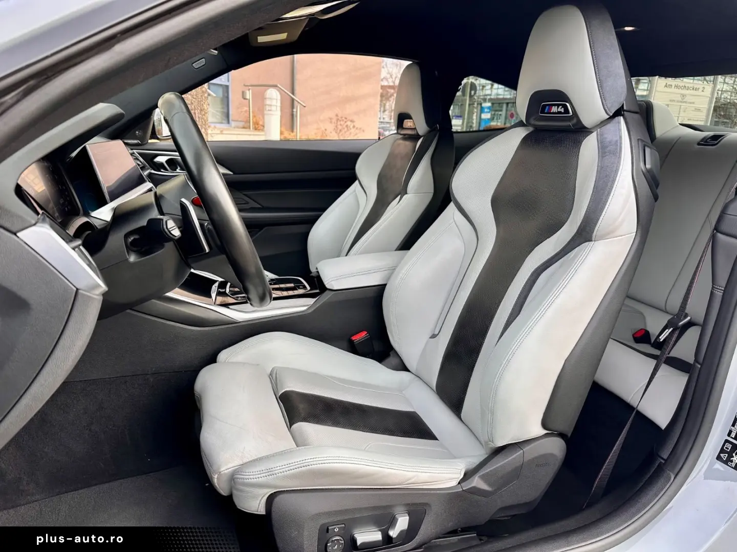 BMW M4 Coupe xDrive Competition-M-Driver