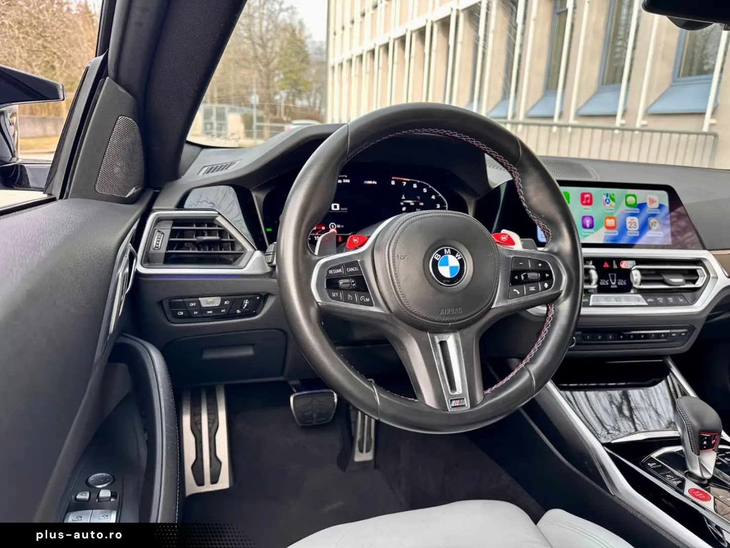 BMW M4 Coupe xDrive Competition-M-Driver