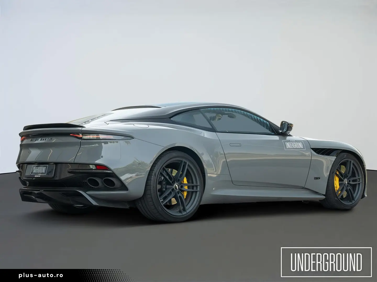ASTON MARTIN Superleggera 5.2 V12