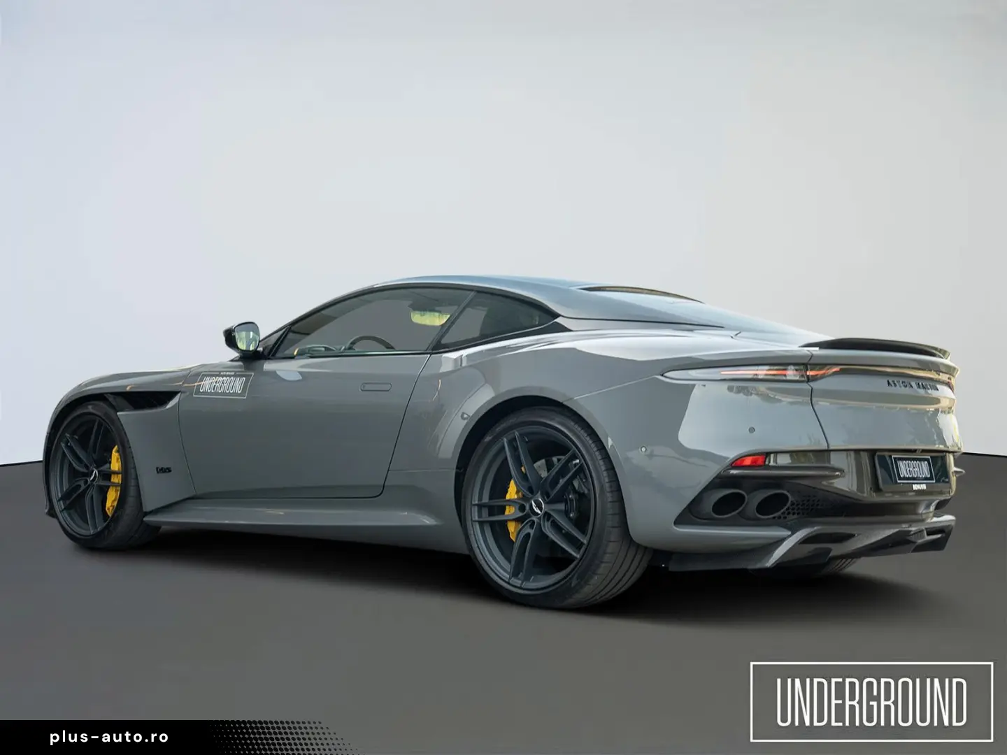 ASTON MARTIN Superleggera 5.2 V12