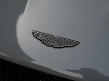 ASTON MARTIN Superleggera 5.2 V12
