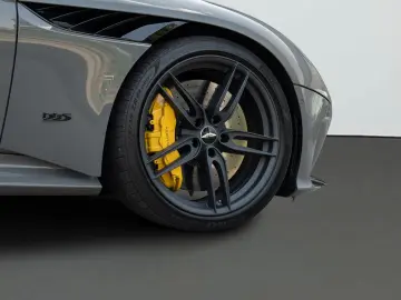ASTON MARTIN Superleggera 5.2 V12