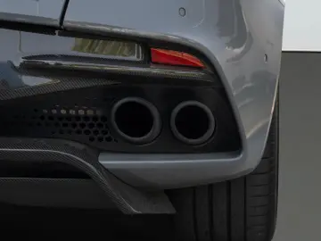 ASTON MARTIN Superleggera 5.2 V12