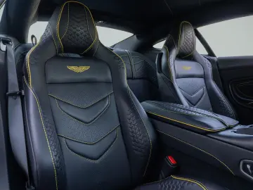 ASTON MARTIN Superleggera 5.2 V12